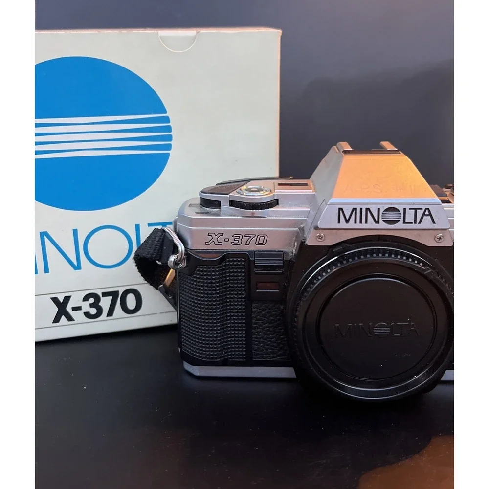 Minolta X-370 35mm SLR Camera Body, Lens Cap and Box
